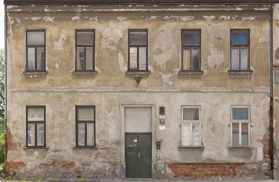 Building Free low-poly 3D model_1