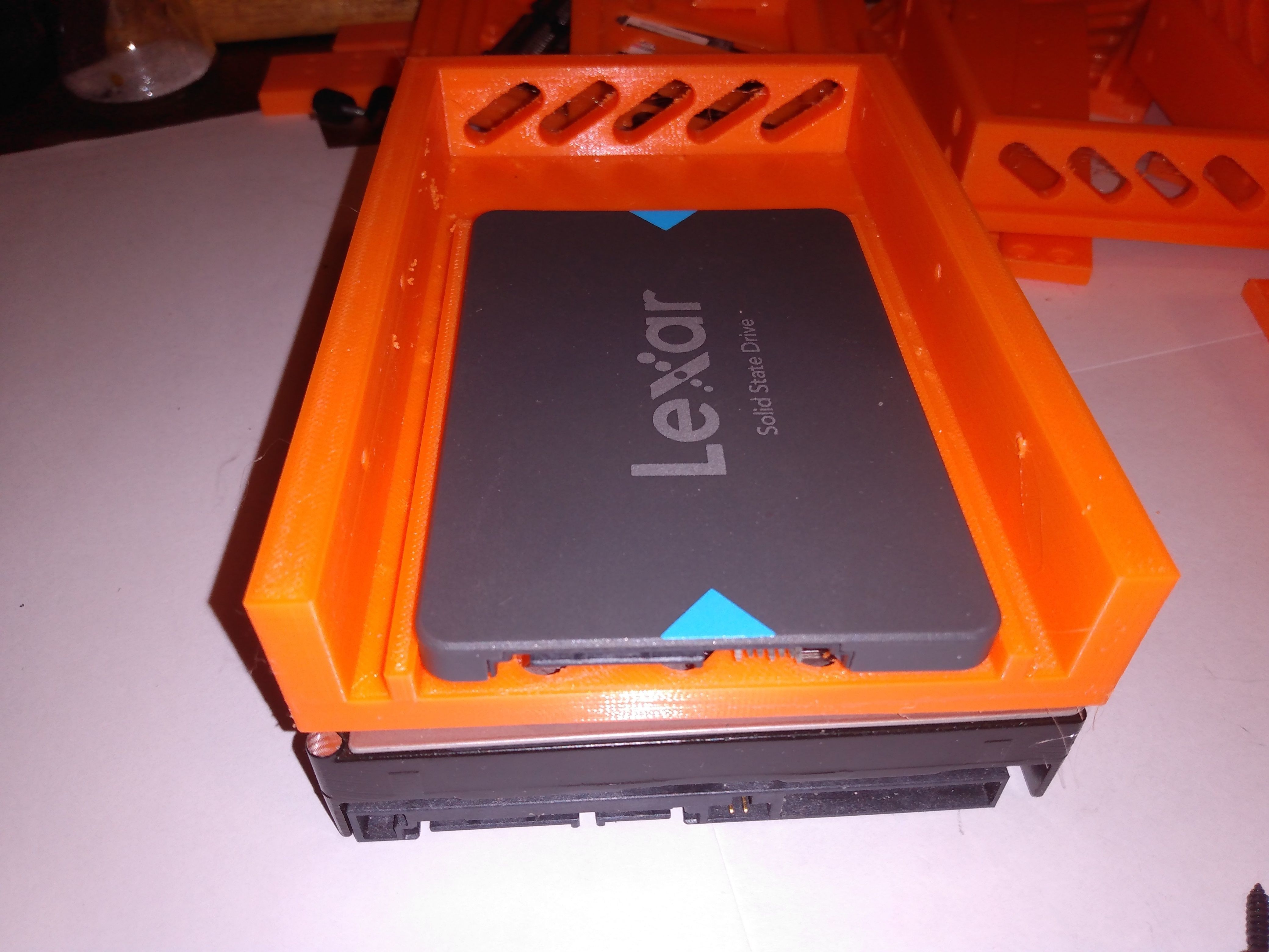 2 5 inch to 3 5 inch hard drive adapter caddy 3D print model_4