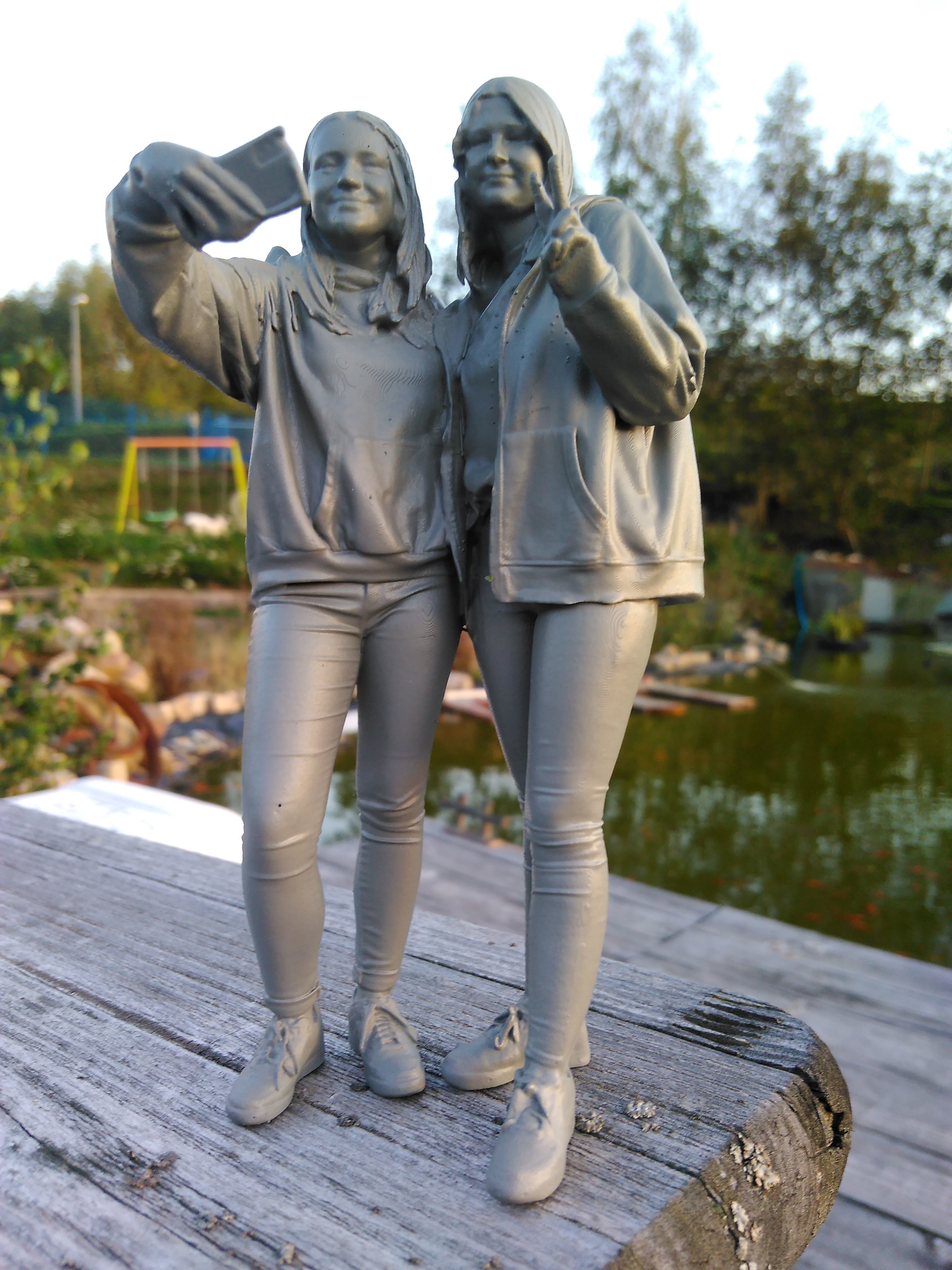 selfie figures for model building model railway diorama 3D print model_2