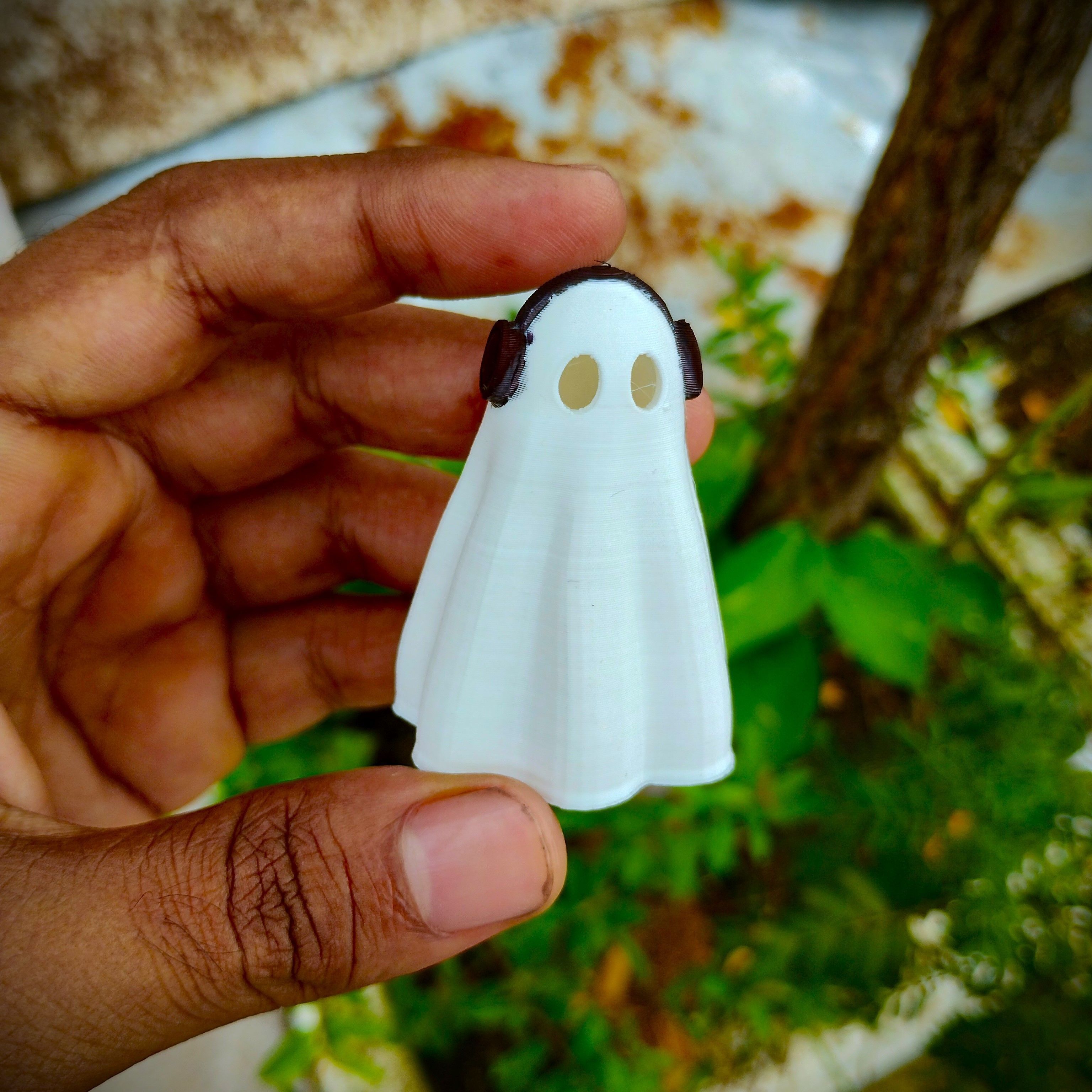Cute little Music lover Ghost 3D print model_2