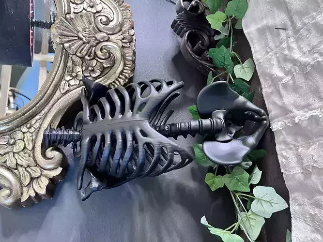 Skeleton torso with hollow spine 3D print model