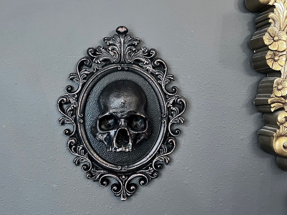 Baroque style frame skull 3D print model_2