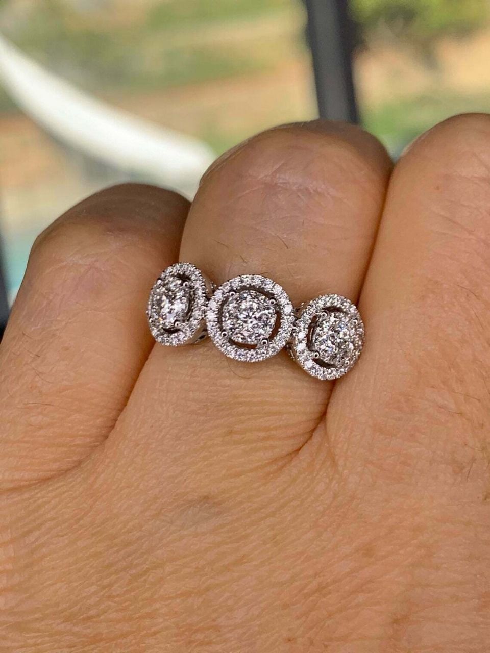 Solitair 3 Stone Ring 3D print model_7