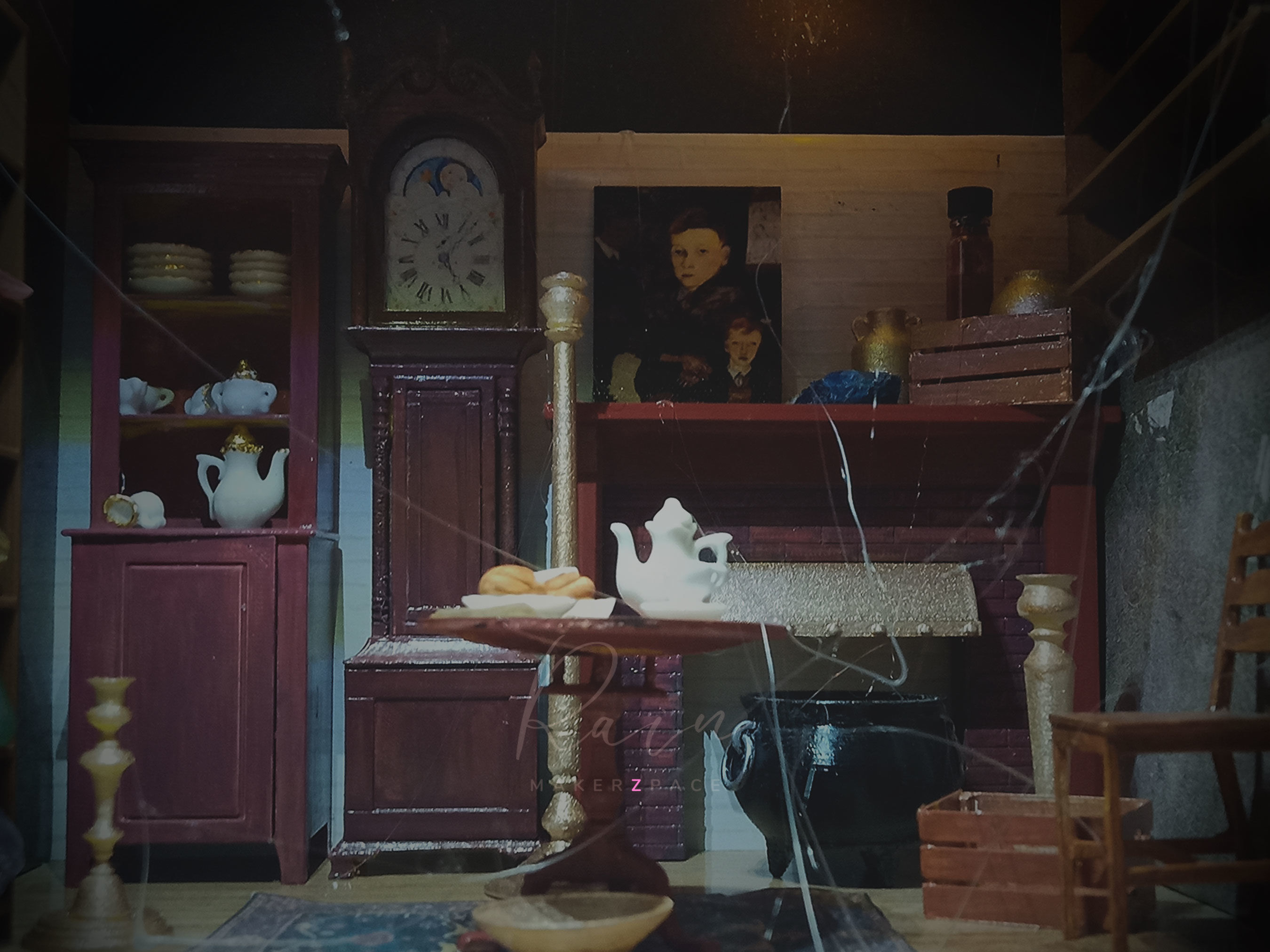 Miniature Grandfather Clock 3D print model_3