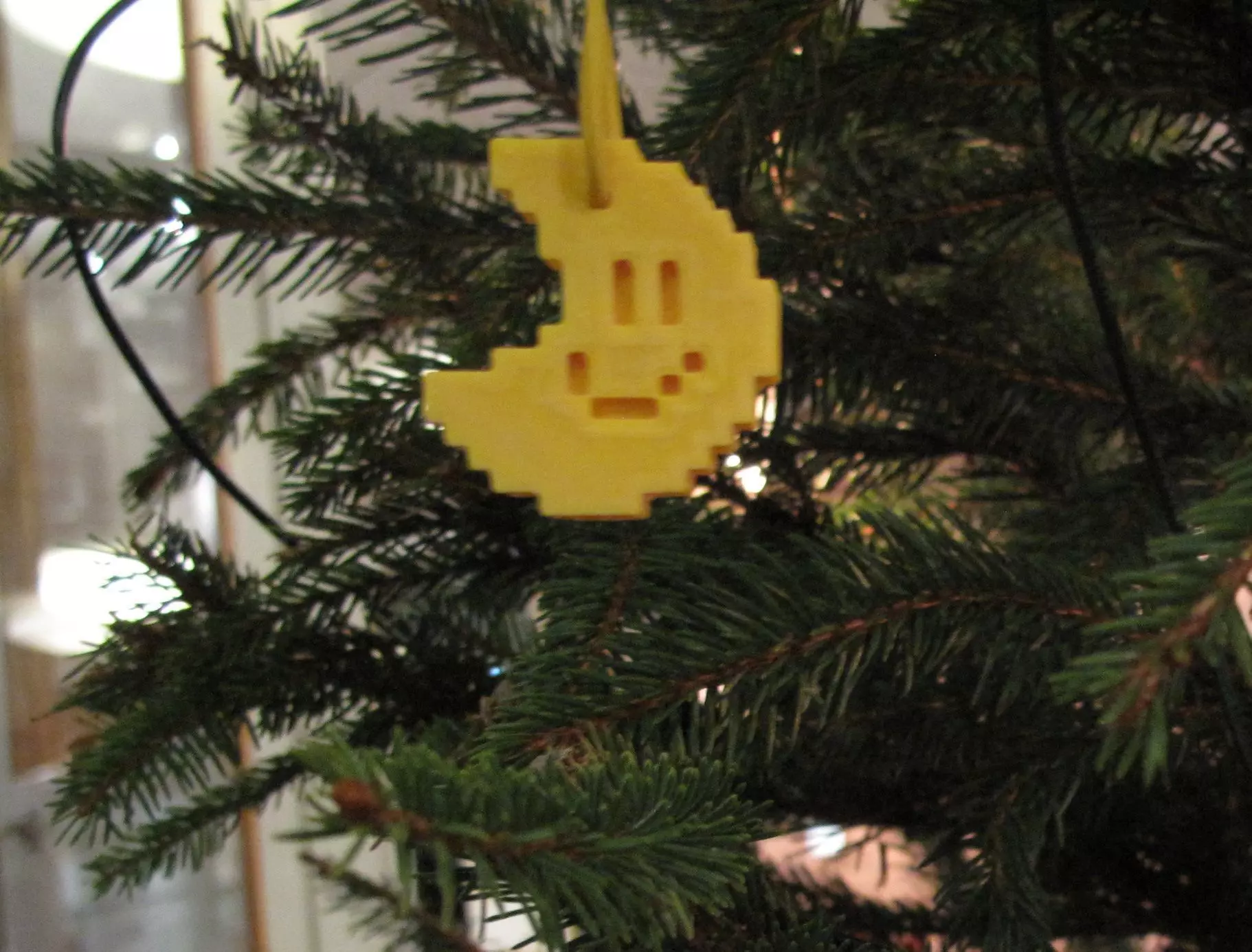 Hanging Pixel Moon Free 3D print model_0