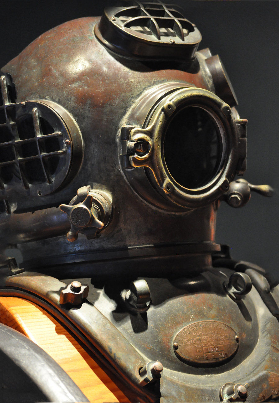 diving suit Low-poly 3D model_8