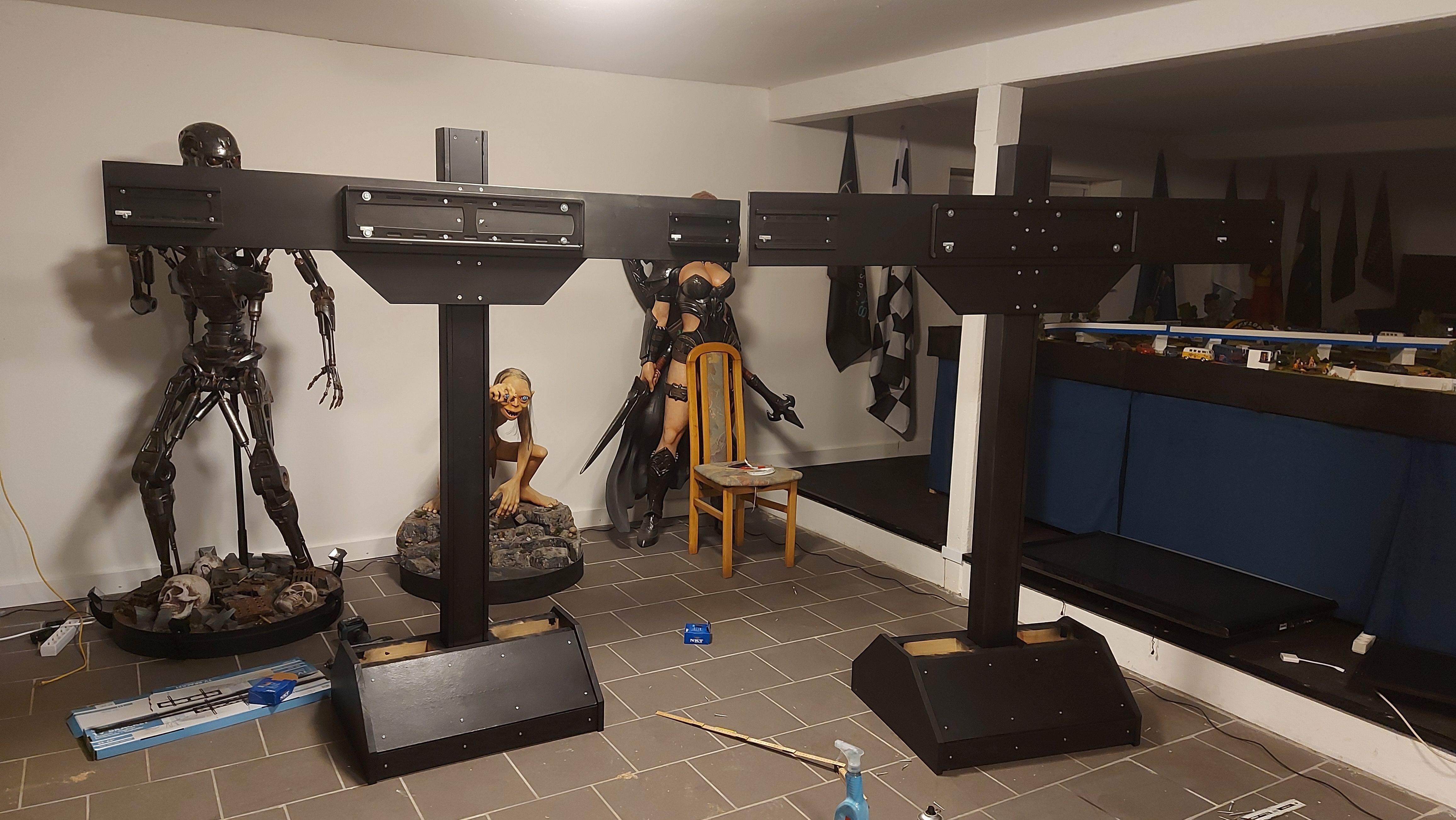 Floor Stand - 3 Screen Version Free 3D print model_5