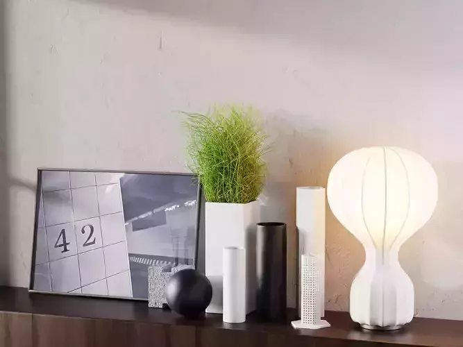 Gatto Lamp Plant and Decorative Objects