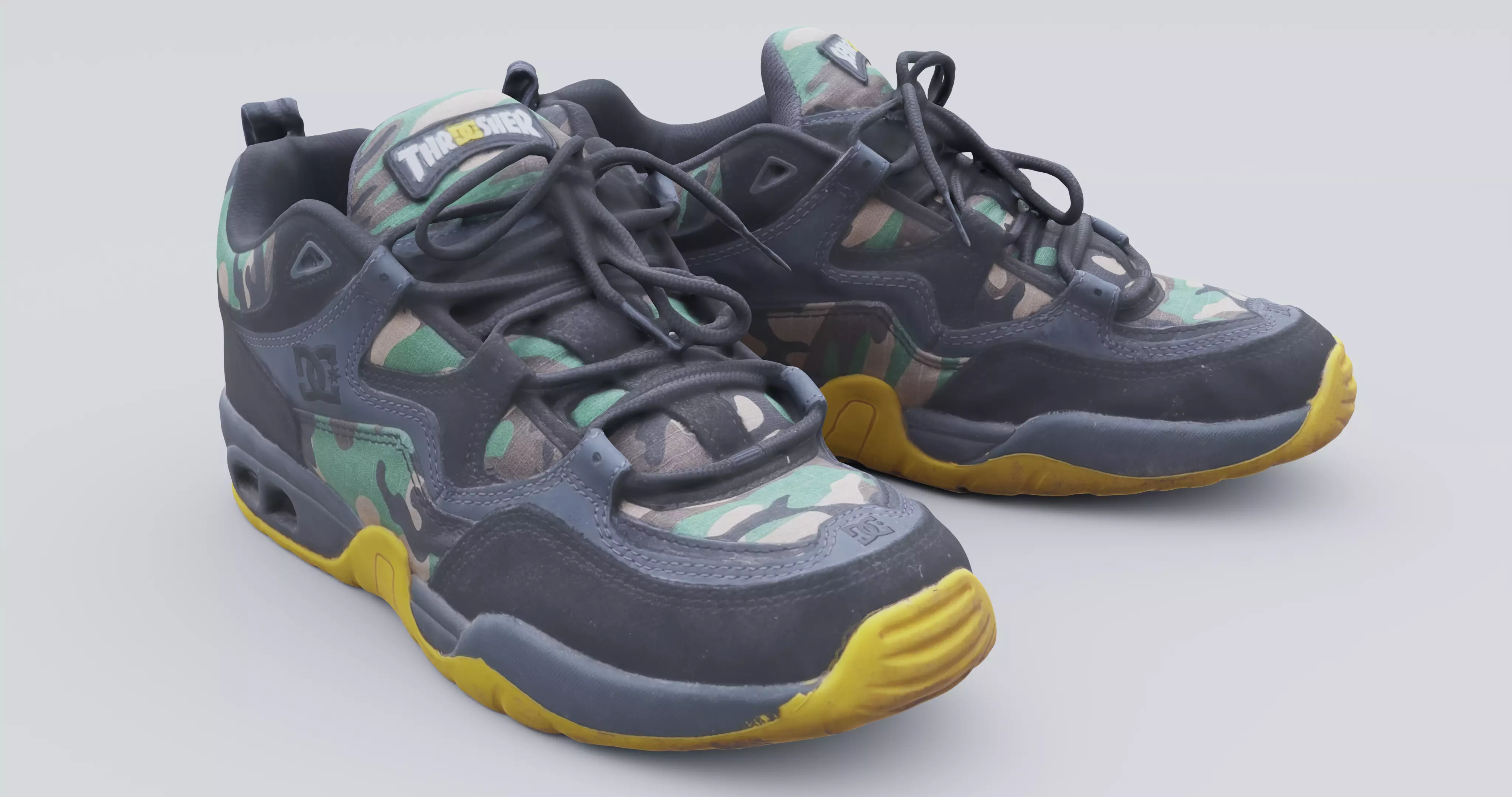 DC shoes Low-poly 3D model_0