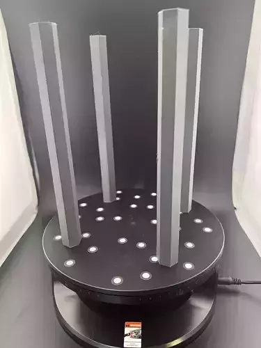 Revopoint Dual-axis Turntable stabilizing posts