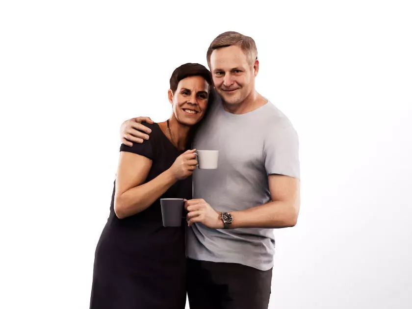 Susan Christof 14329 - Standing Couple Drinking Coffee Low-poly 3D model_0