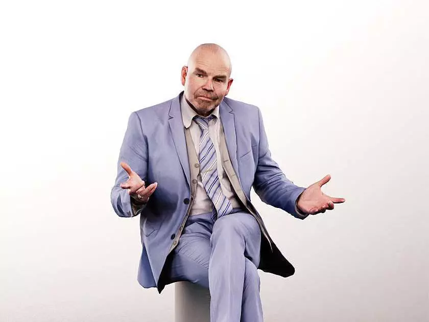 Dirk 13266 - Sitting Business Man Talking Low-poly 3D model_0