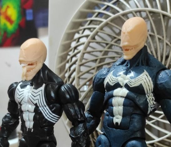 MCFARLANES VENOM HEAD - FOR MCFARLANES CUSTOM AND MARVEL LEGENDS 3D print model_7
