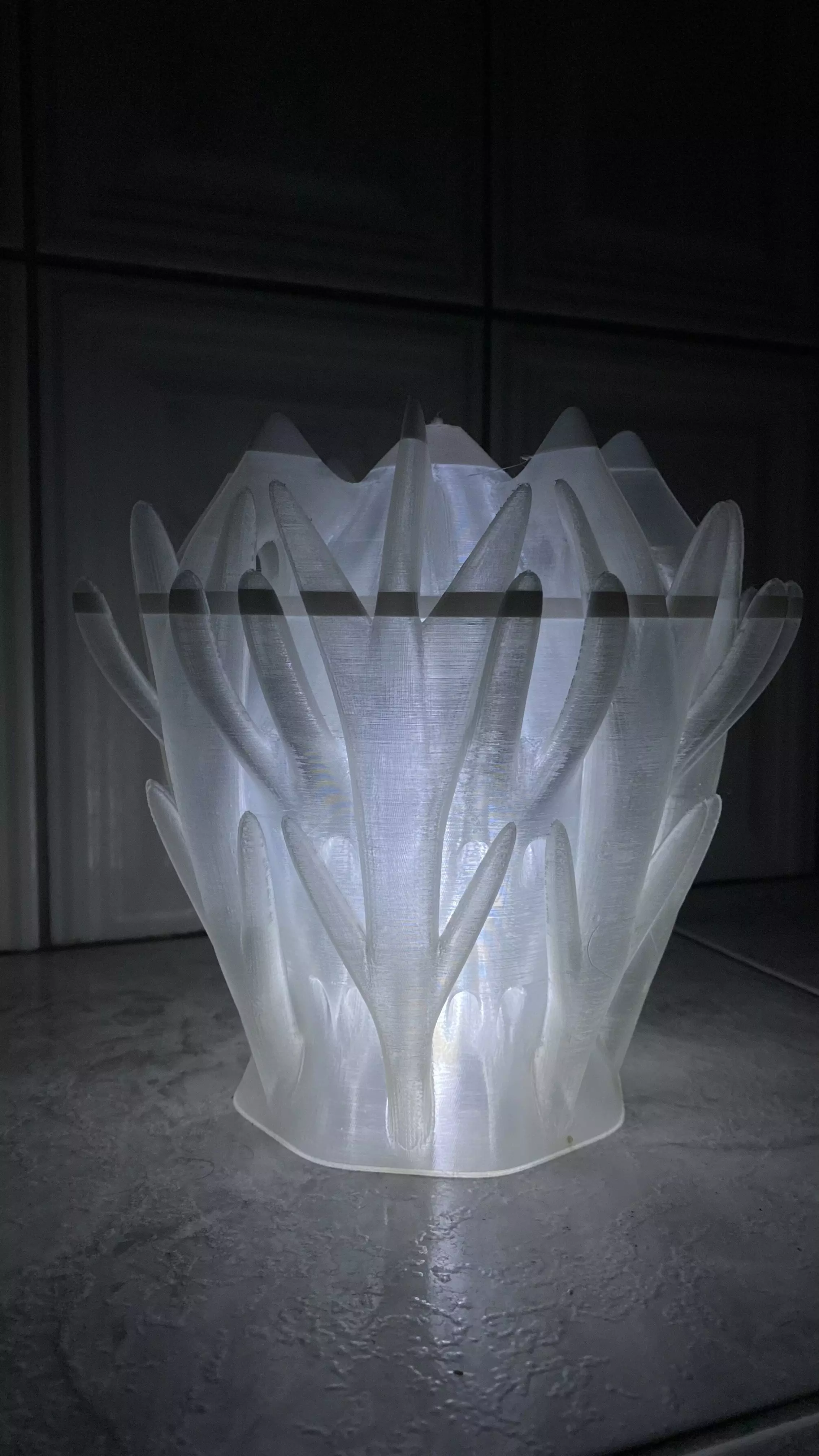 Queen Lamp 3D print model_0