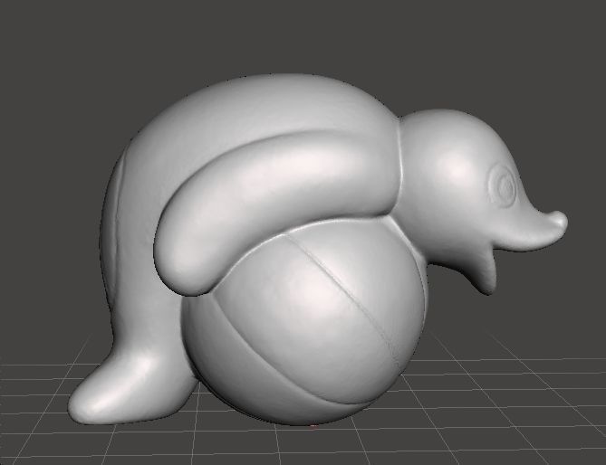 PINGU ROBBY THE SEAL WITH BALL PVC FIGURE MODEL TOY GASHAPON 3D print model_3