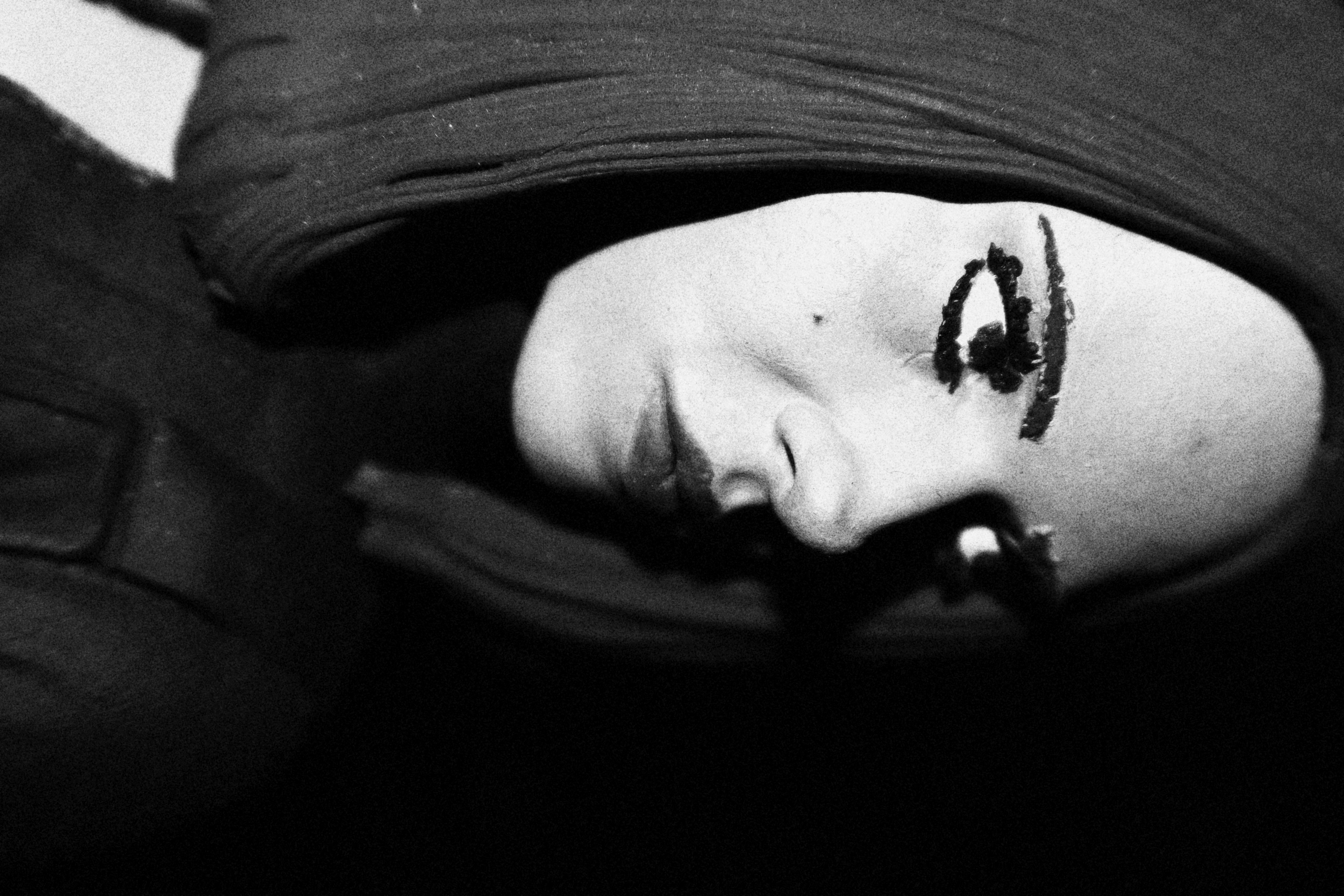 Black Widow Statue 3D print model_29