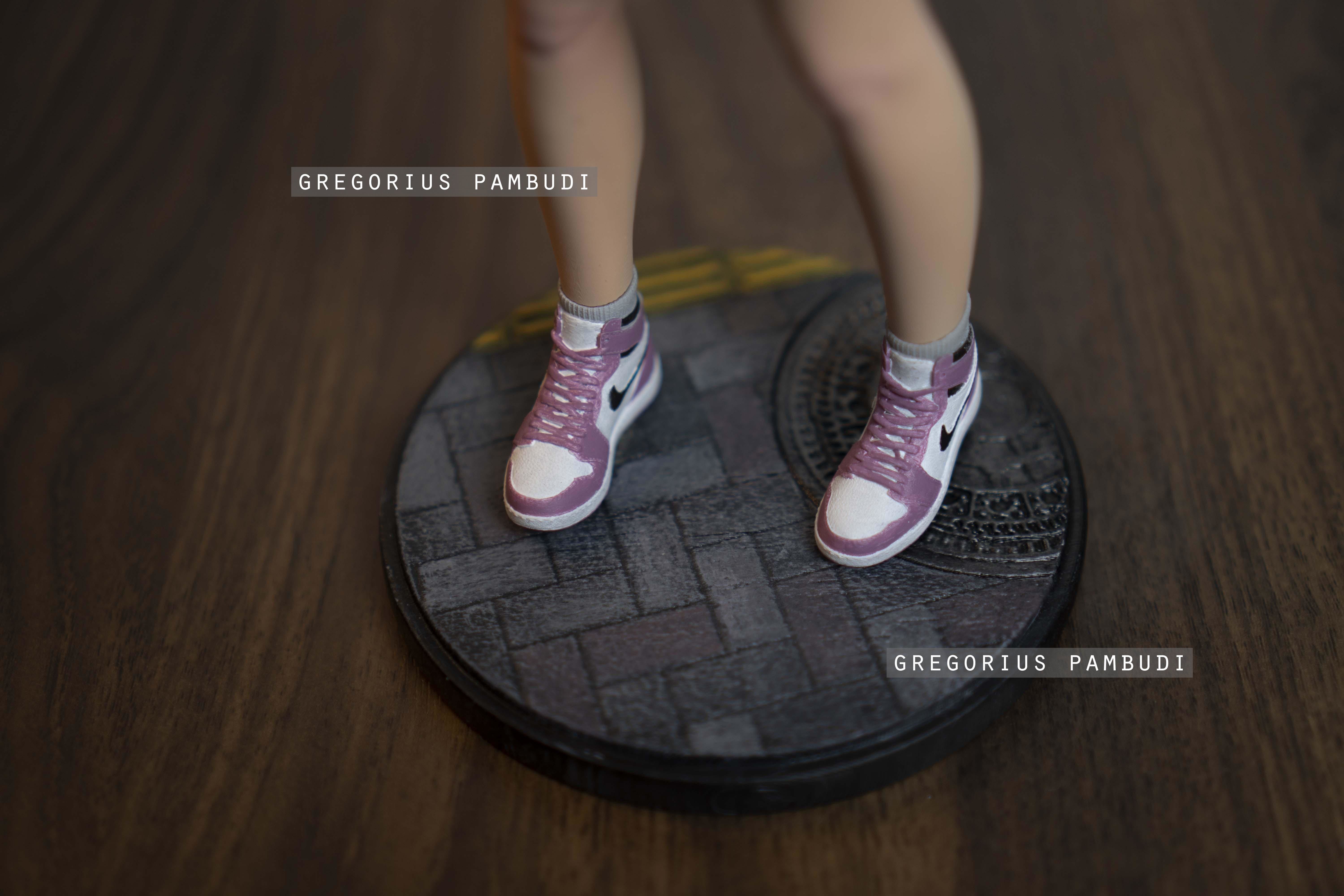 A woman walking on the sidewalk 3d printable 3D print model_11