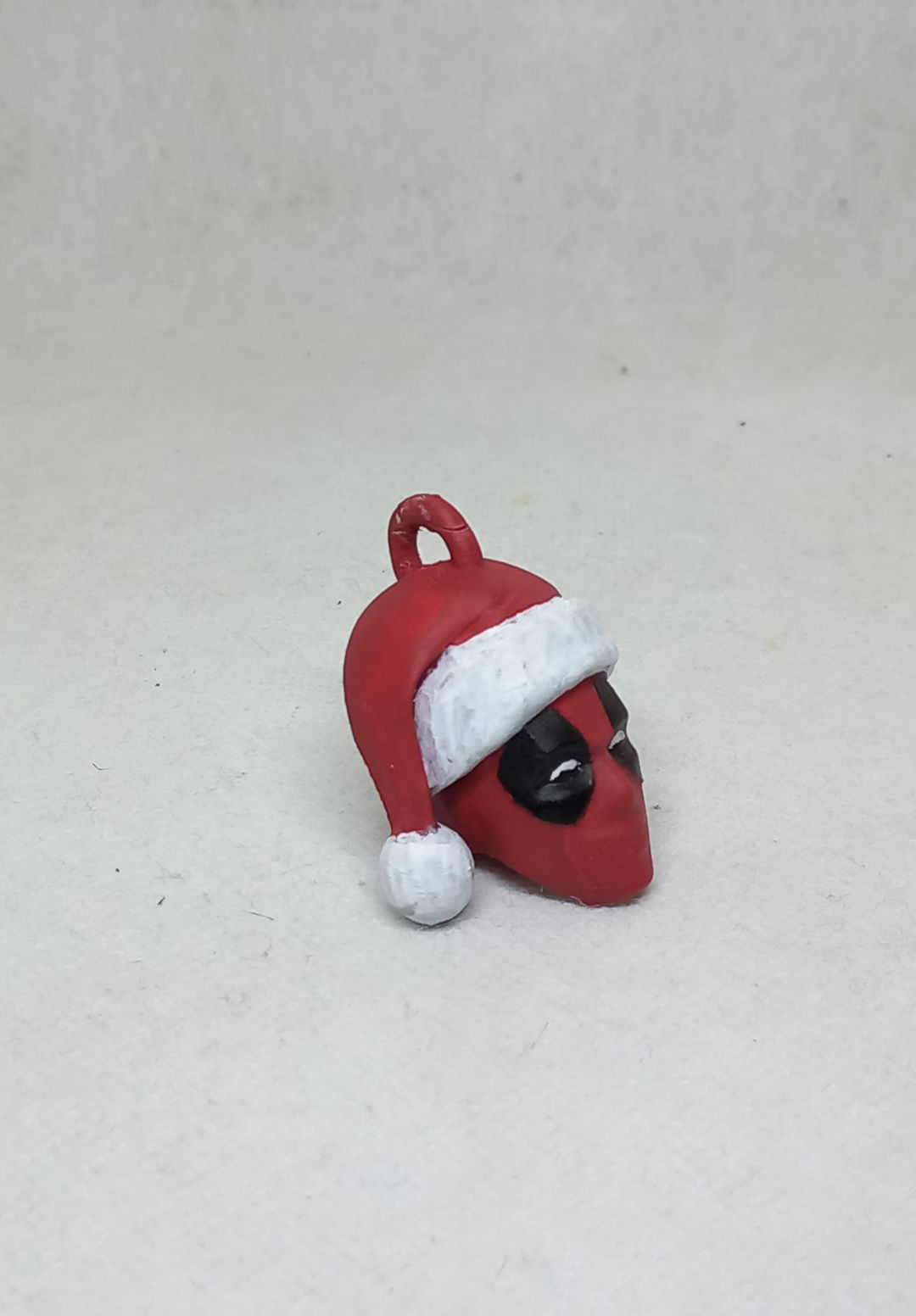 santa Deadpool MAN keychain 3D print model_2