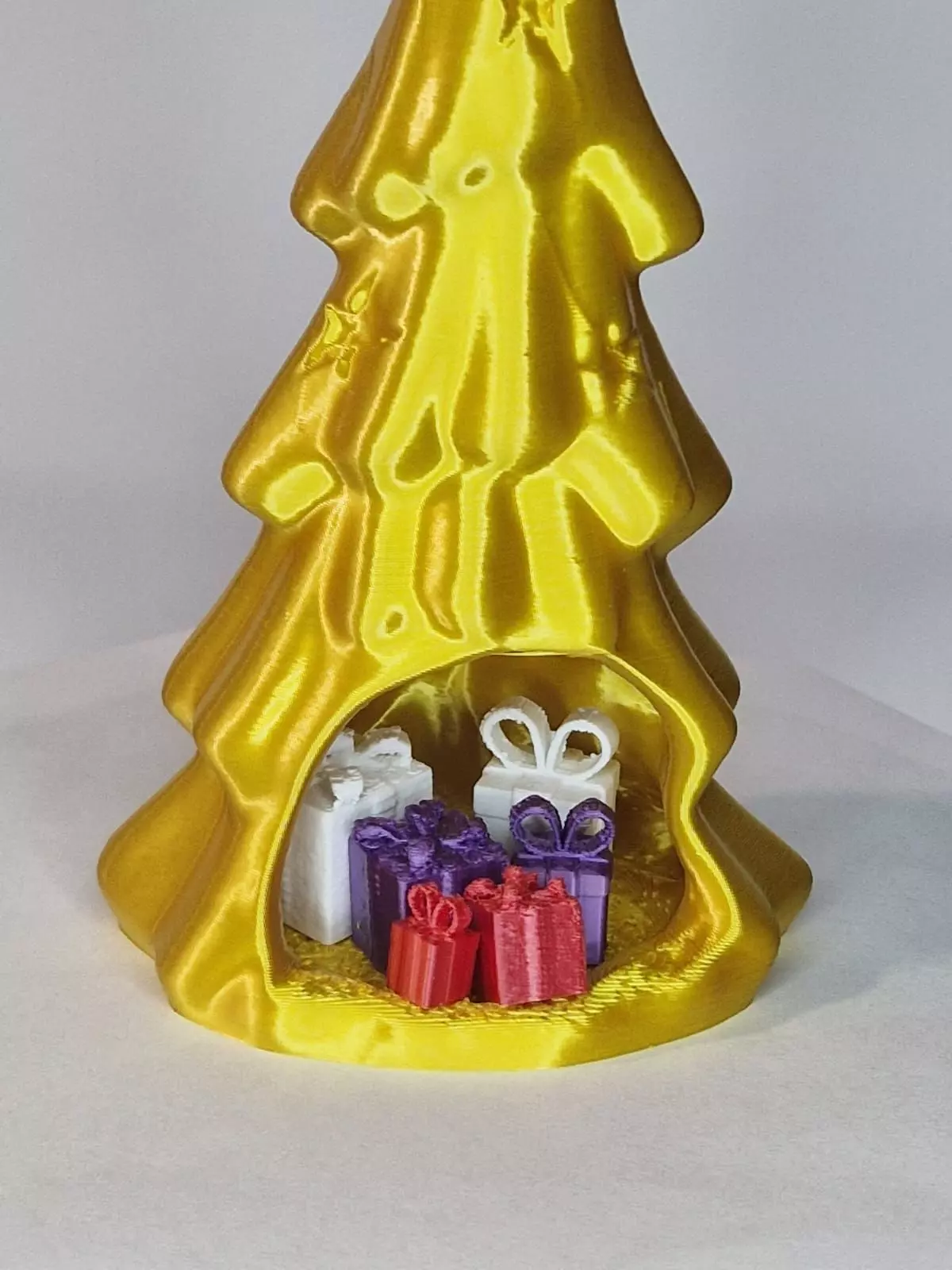 CHRISTMAS TREE WITH PRESENTS 3D print model_0
