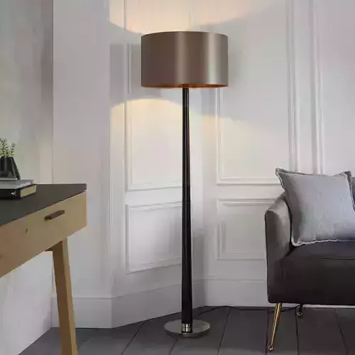 Worthley Traditional Floor Lamp