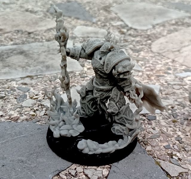 Kor - Heavy armoured sorcerer supported 3D print model_16