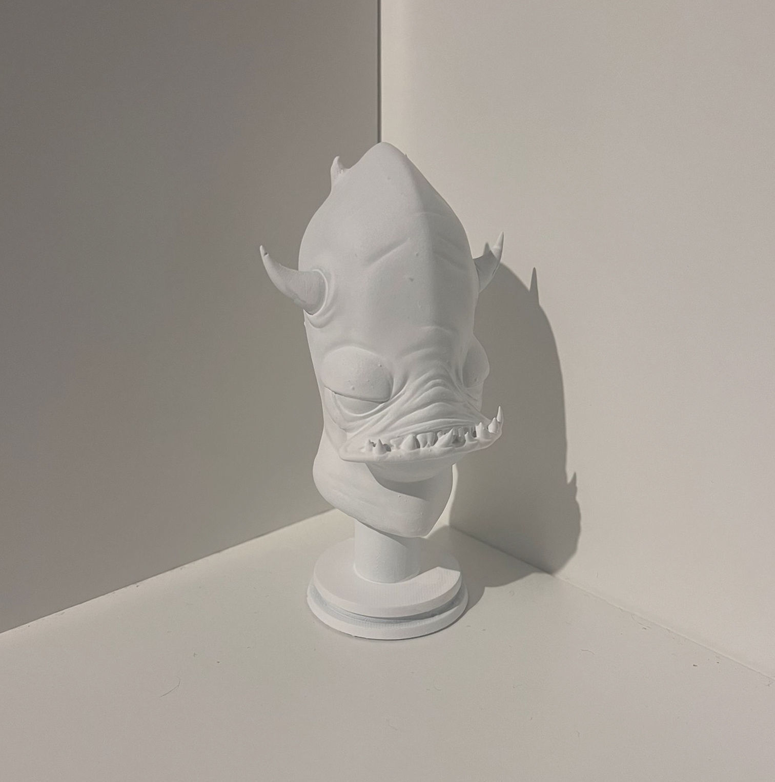 Alien - Stylized Bust 3D print model_3