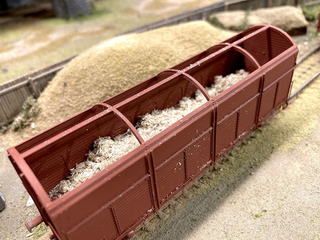 ROLLS-0028 SJ Litt Fb tall top Gondola freight car in H0-scale 3D print model_2