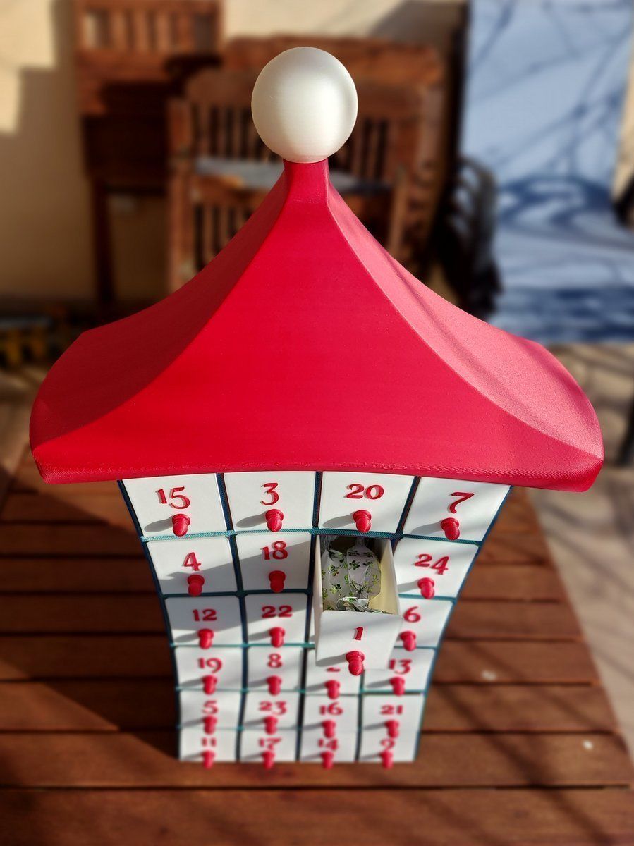 Advent calendar with santa hat roof 3D print model_2