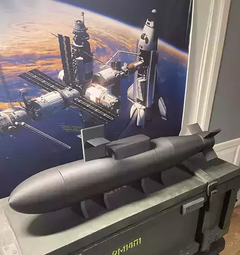 Ballistic Missile Submarine AA Battery Holder 