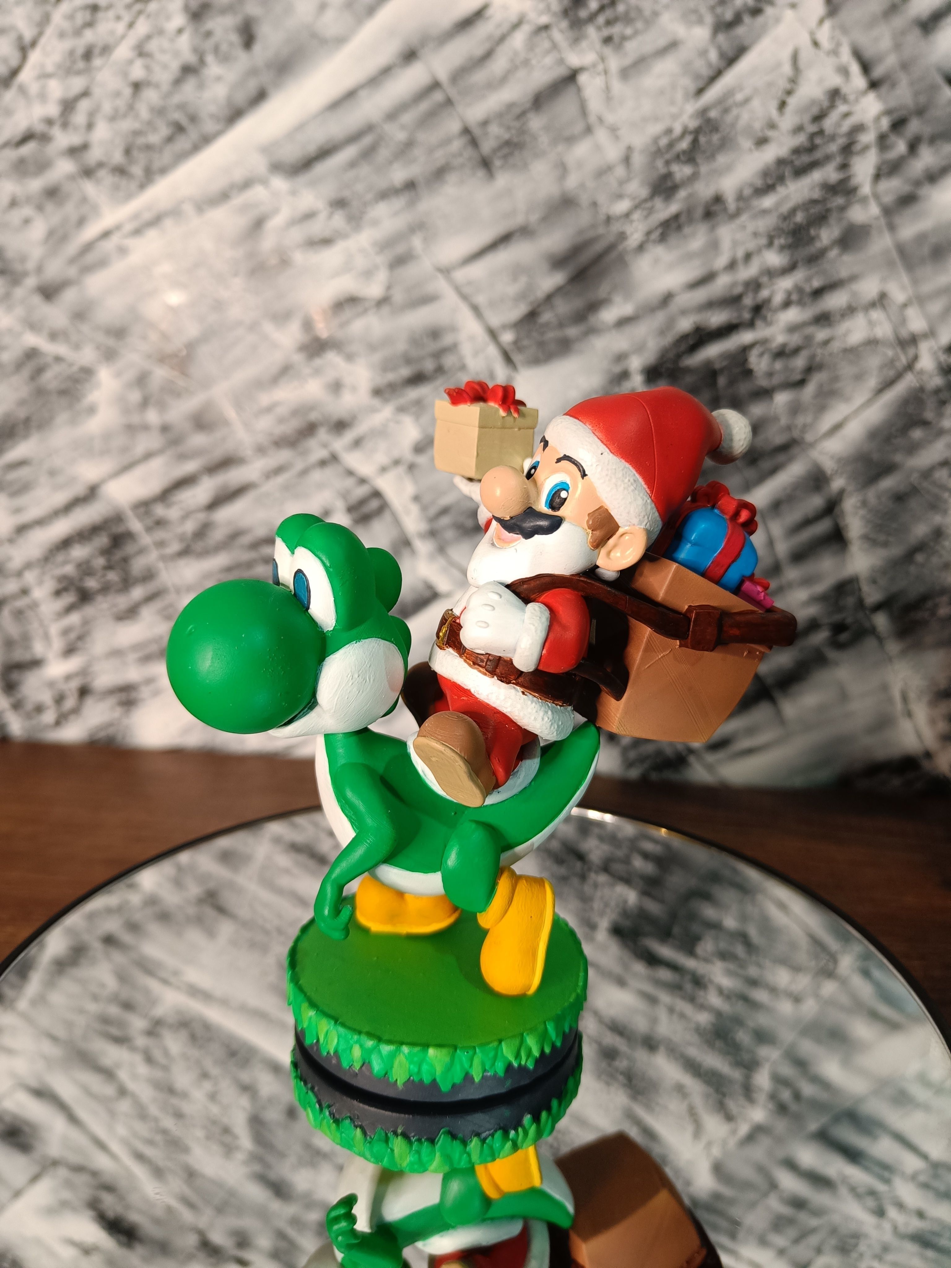 MARIO BROS PAPA NOEL Y YOSHI 3D print model_2