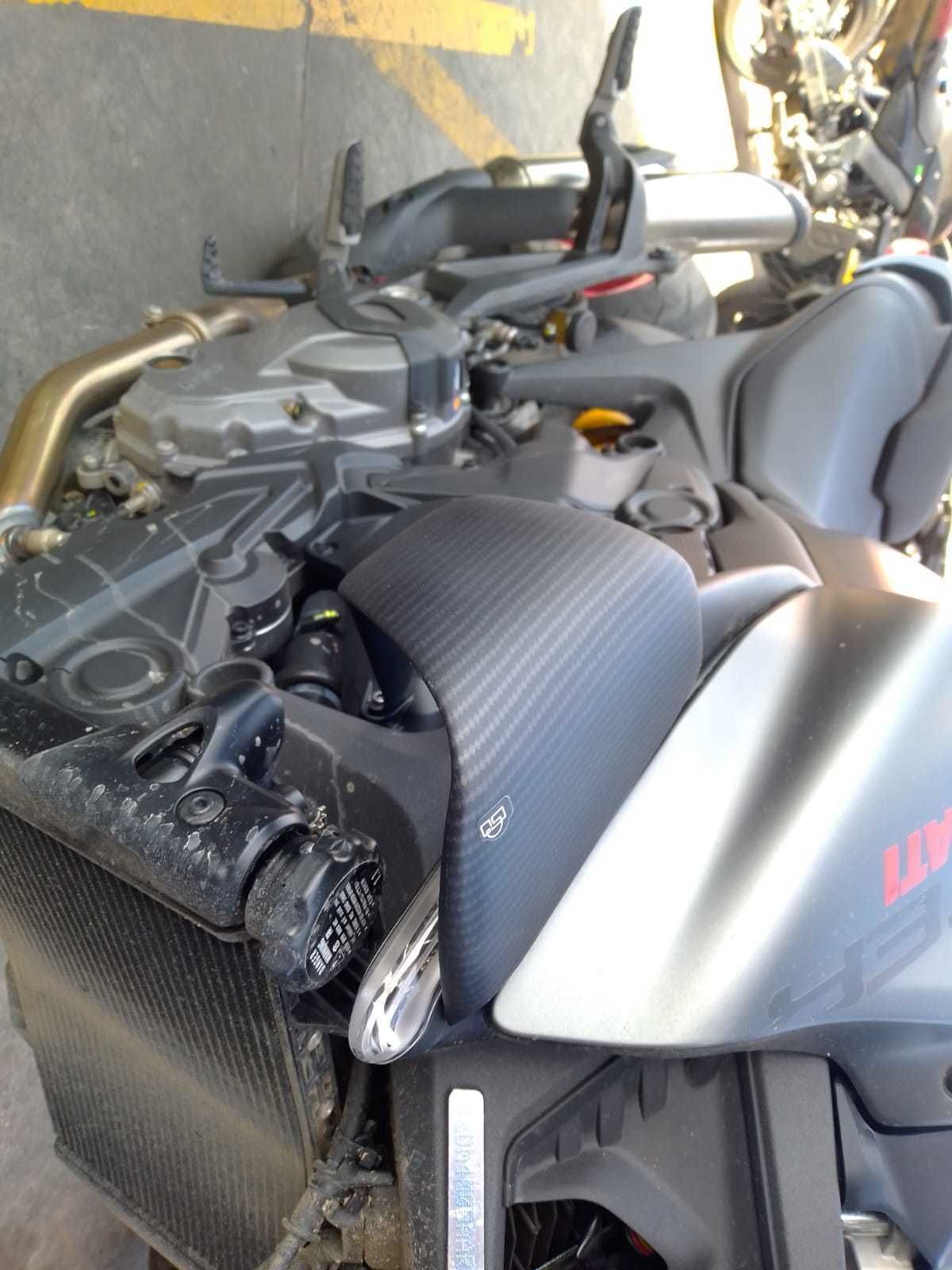 Winglet Ducati Monster 937 3D print model_3