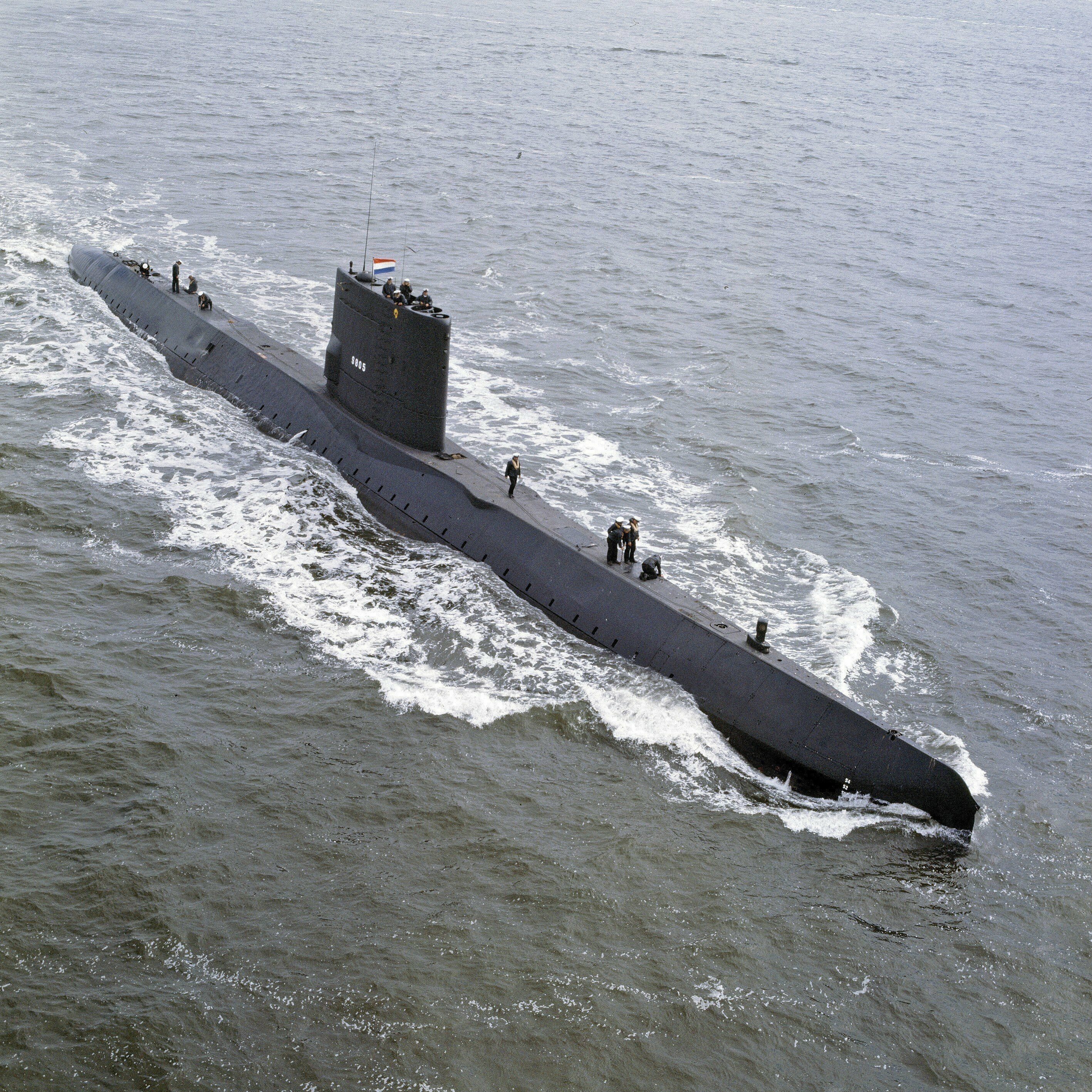 3 Cylinder Class submarine static model 1-100 scale 3D print model_7