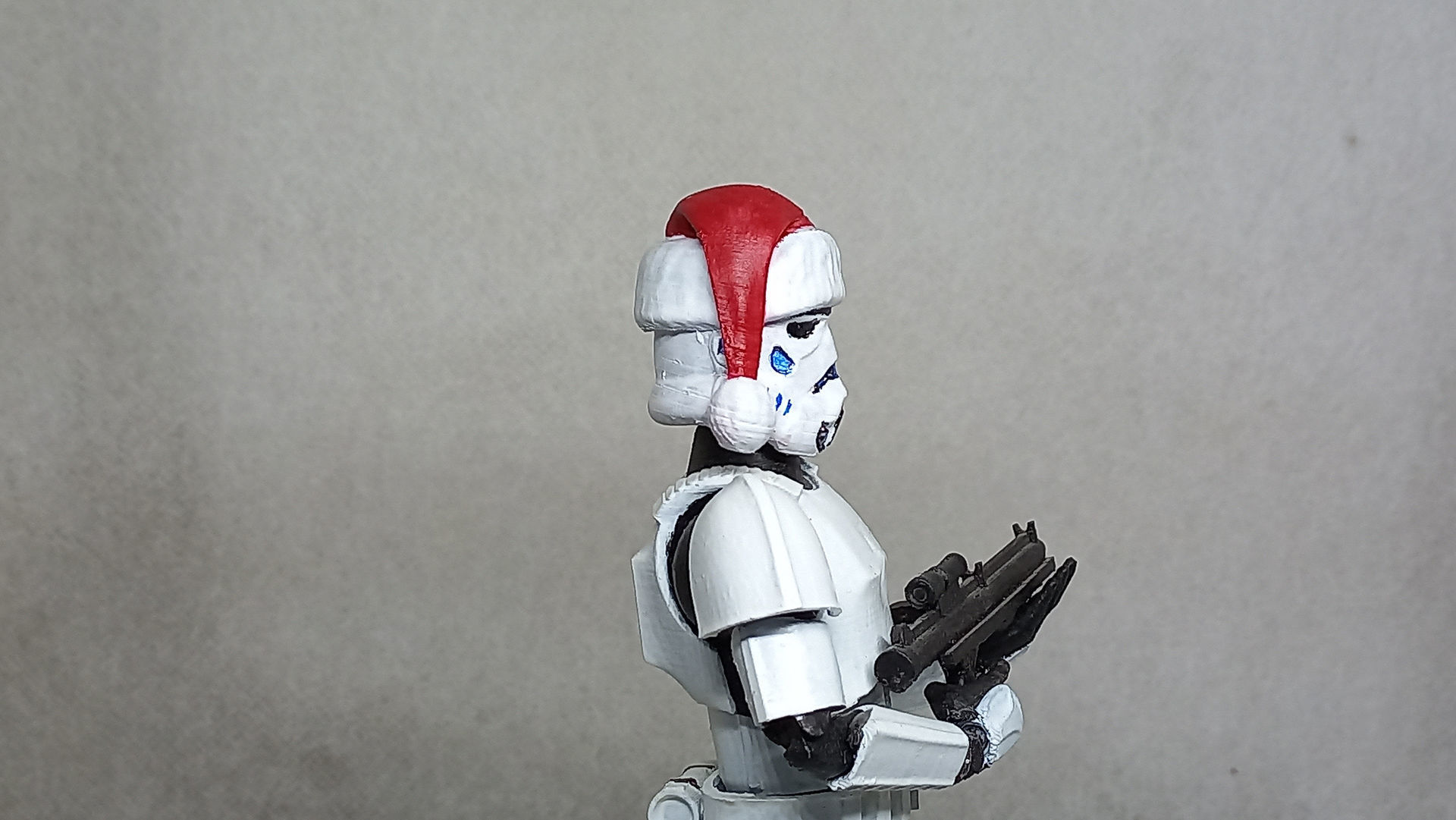 Santa Head accessory for my Stormtrooper action figure 3D print model_9