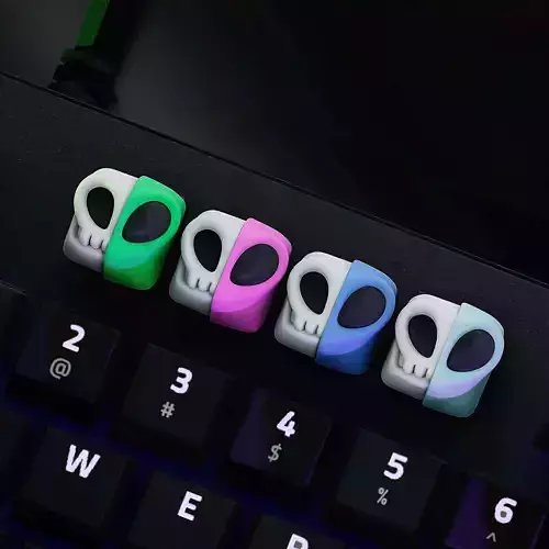 Half skull Alien - Mechanical Keyboard