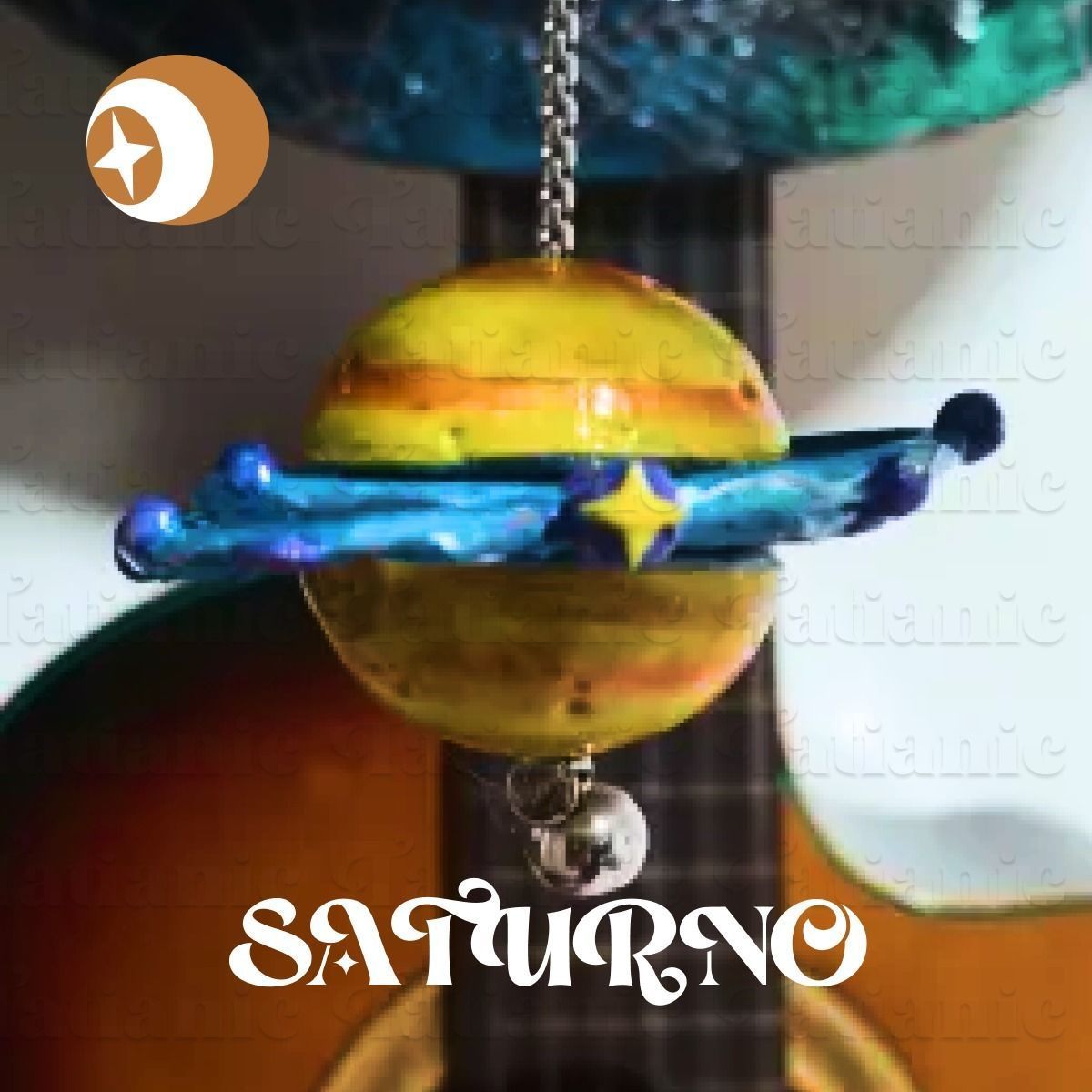Saturno Giratorio - En el espacio 3D print model_2