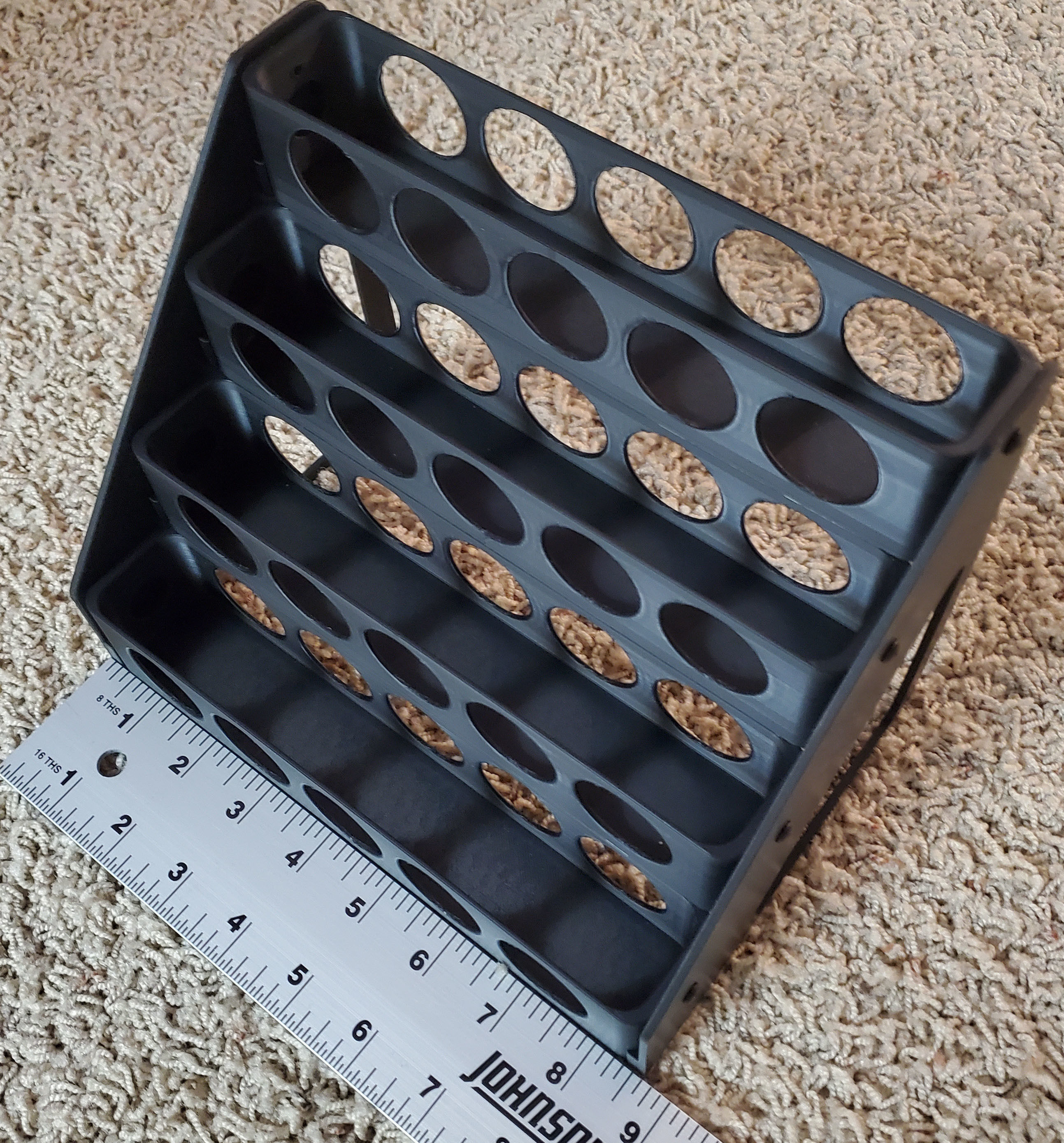 2oz ACRYLIC PAINT BOTTLES HOLDER 4 X 6 3D print model_1