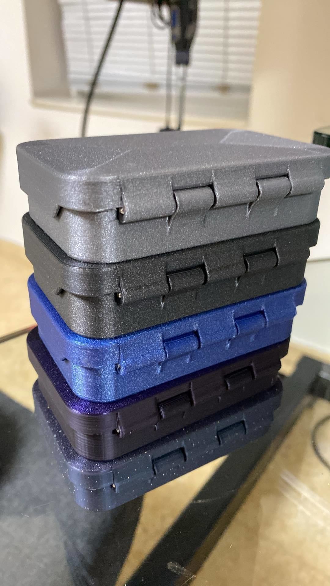 Altoids tin with hinge 3D model 3D printable | CGTrader