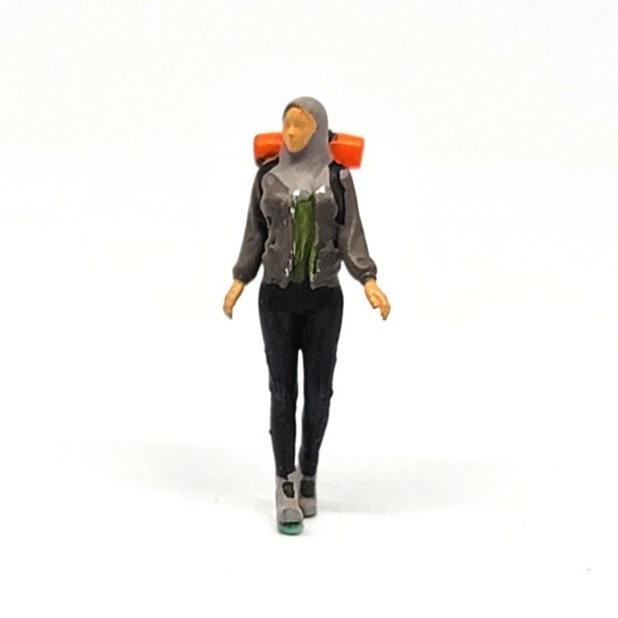 Figure Wulan Hijab camping 1-64 scale diorama miniature 3D print model_1