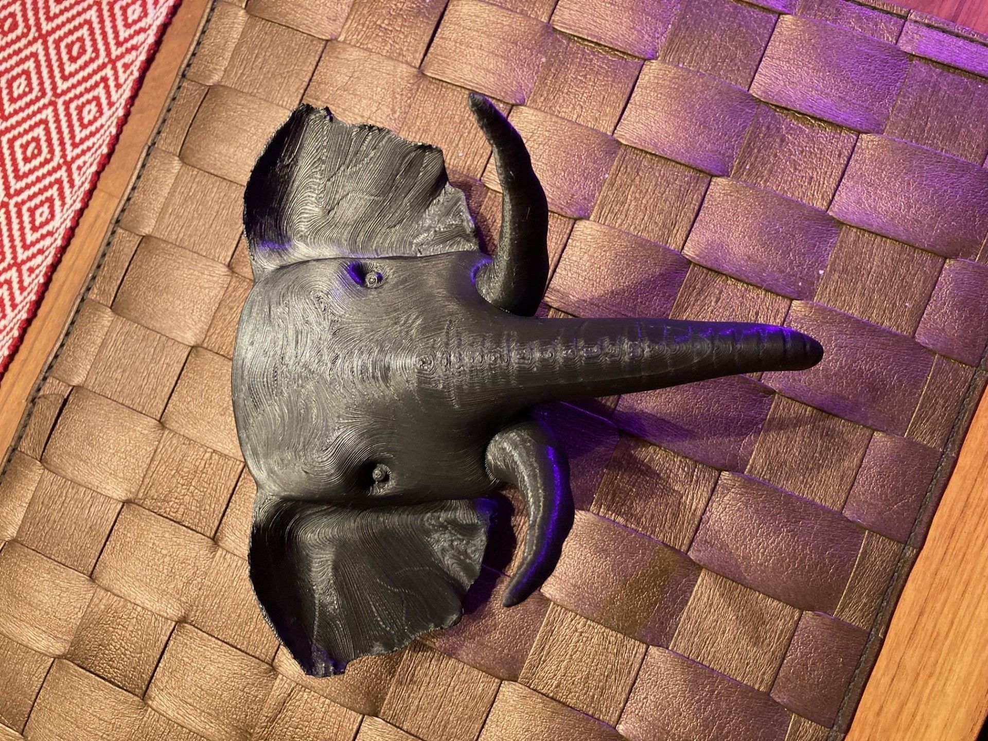 Elephant headphone holder 3D print model_1