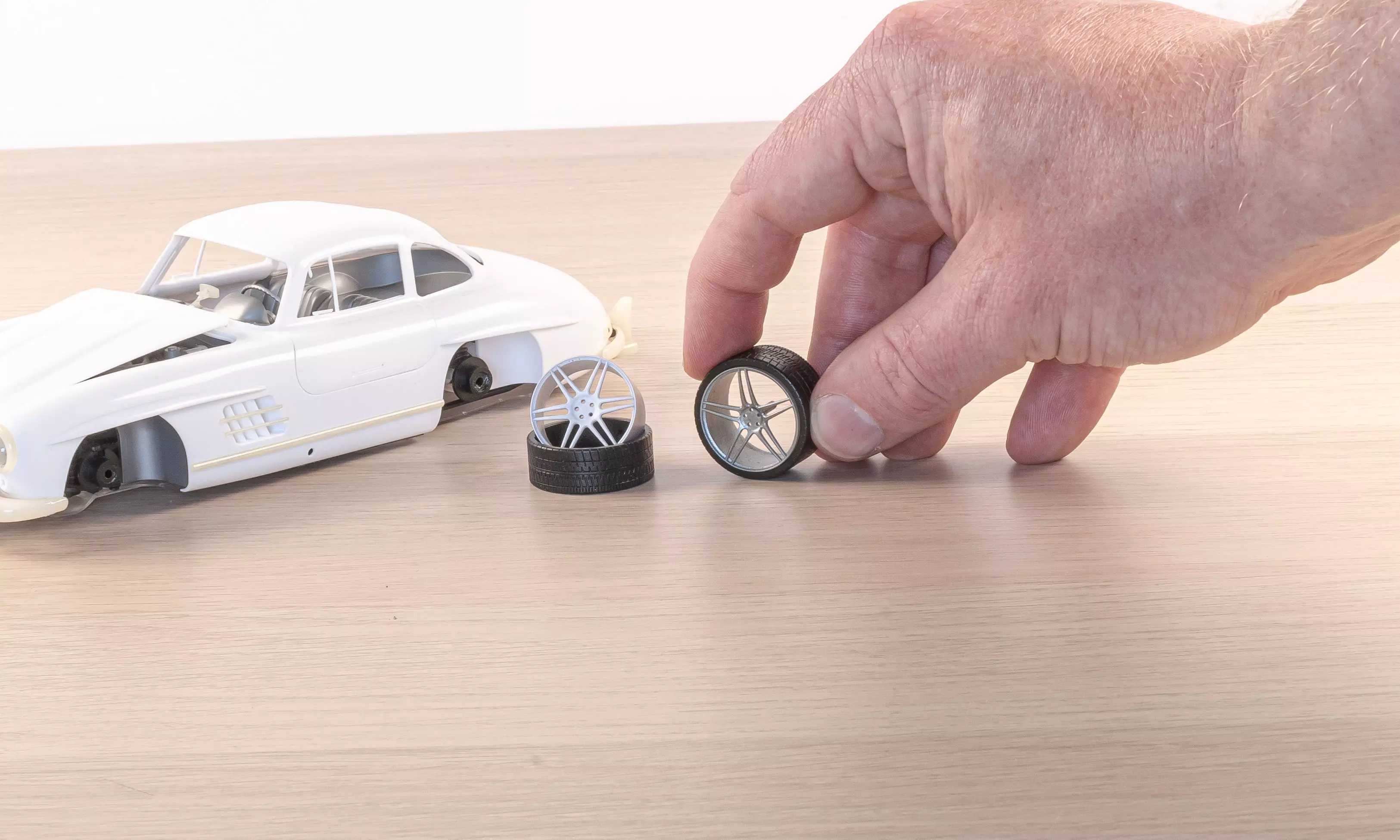 24th SCALE MODEL CAR WHEEL V5 and V6 3D print model