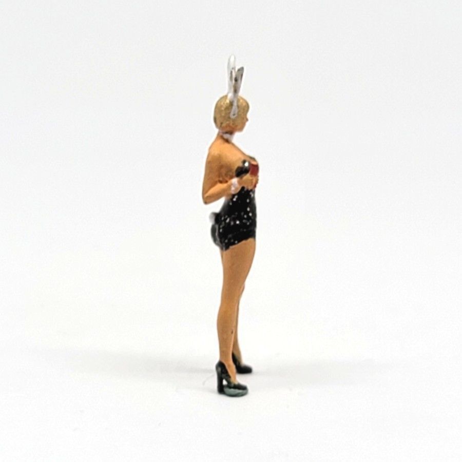 Figure Bunny girl in 1-64 scale diorama miniature 3D print model_3