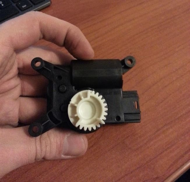 Heater Blower Flap Actuator VW Passat - Skoda Octavia Iii Combi 3D print model_5