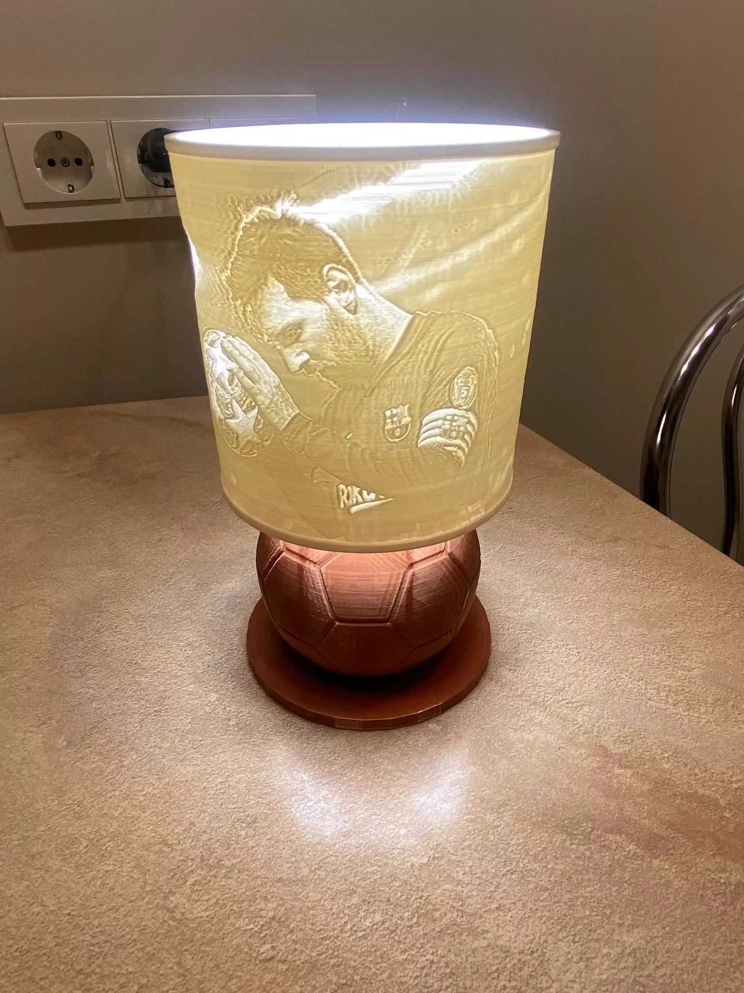 Soccer themed lamp base with Messi lampshade lithophane 3D print model