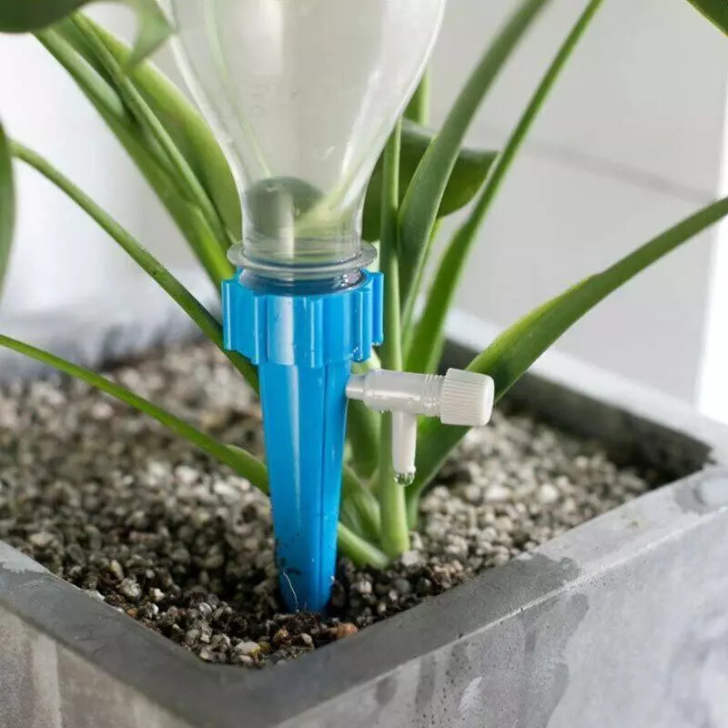 PLANT SELF WATERING SPIKES 3D print model_0
