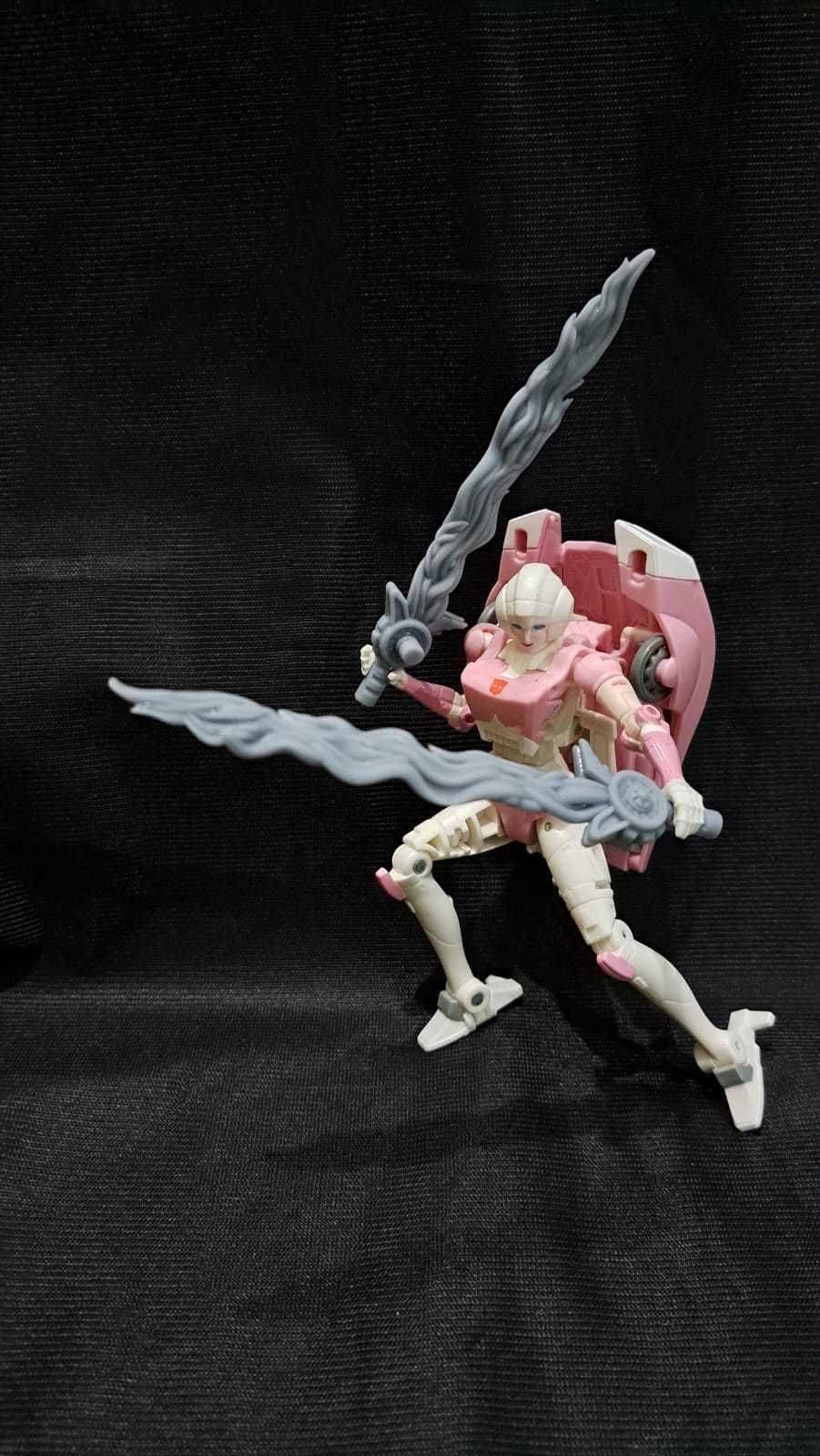 Transformers Legacy United Windblade Energy Saber 3D print model_1