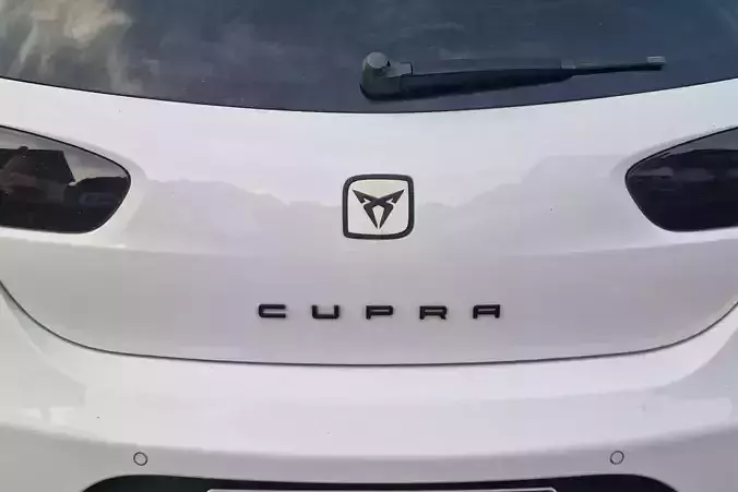 Cupra Emblem und Heckklappengriff Seat Modelle 1P1 5P1 model