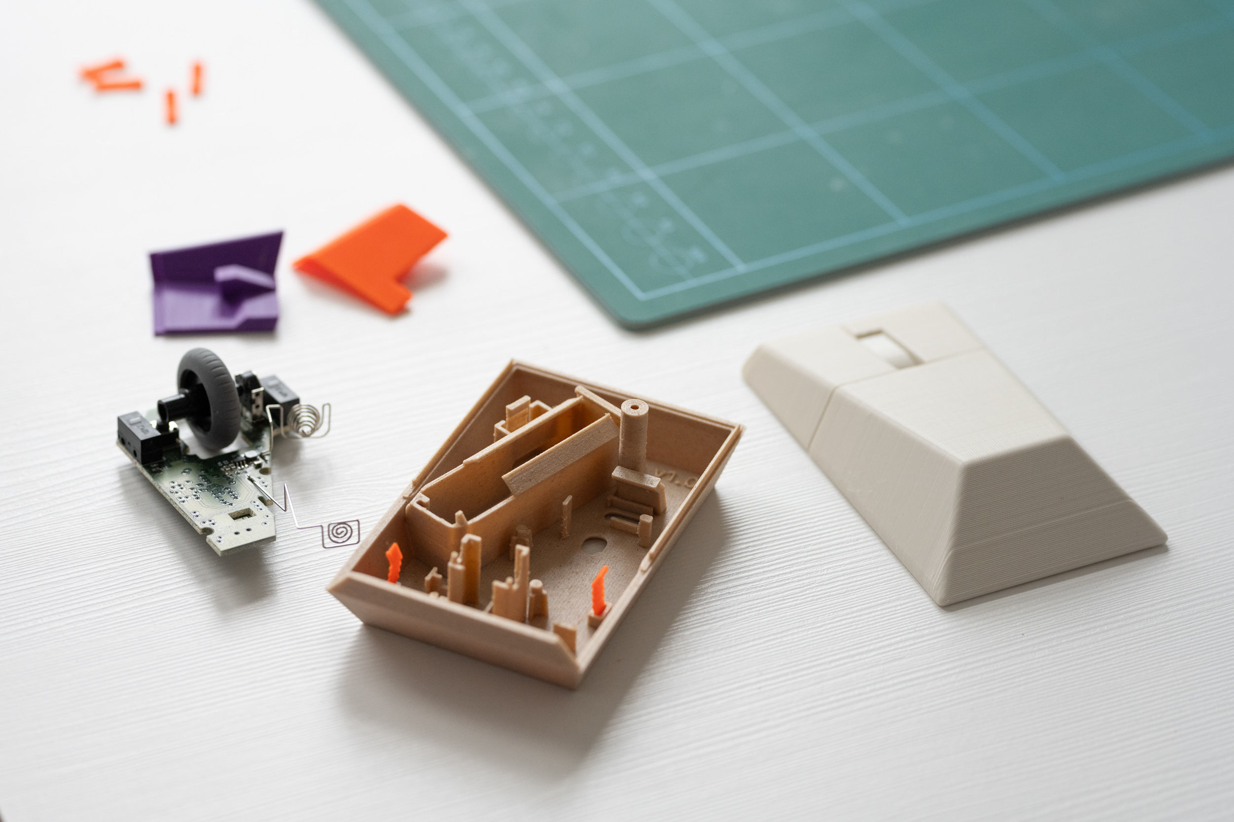 Logitech M185 vintage case - 1-year commercial licence 3D print model_2