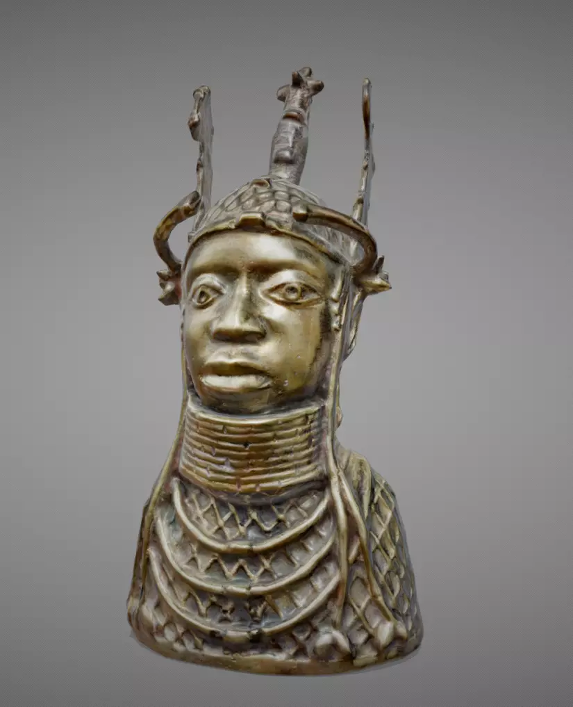 Oba Esigie - Bronze Bust Low-poly 3D model_0