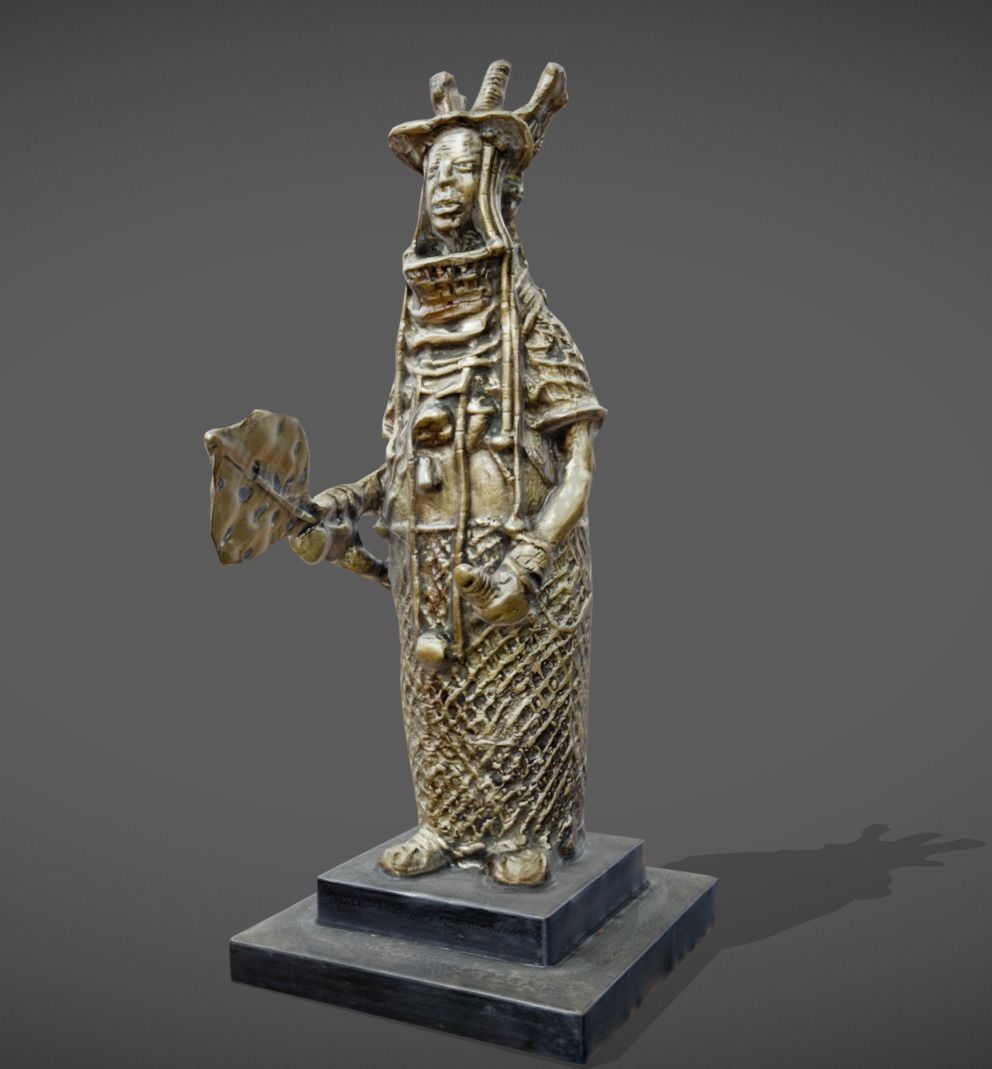 Oba Akenzua Bronze Statue Low-poly 3D model_1