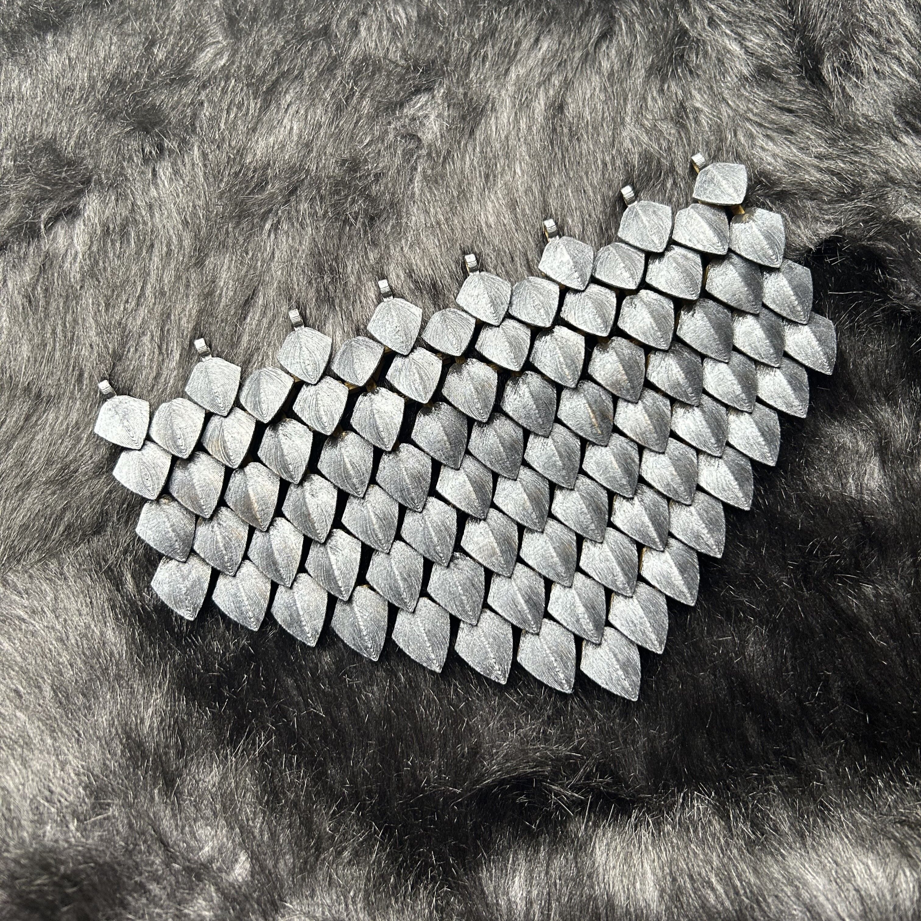 Articulated Scalemail Hip Armor 3D print model_2